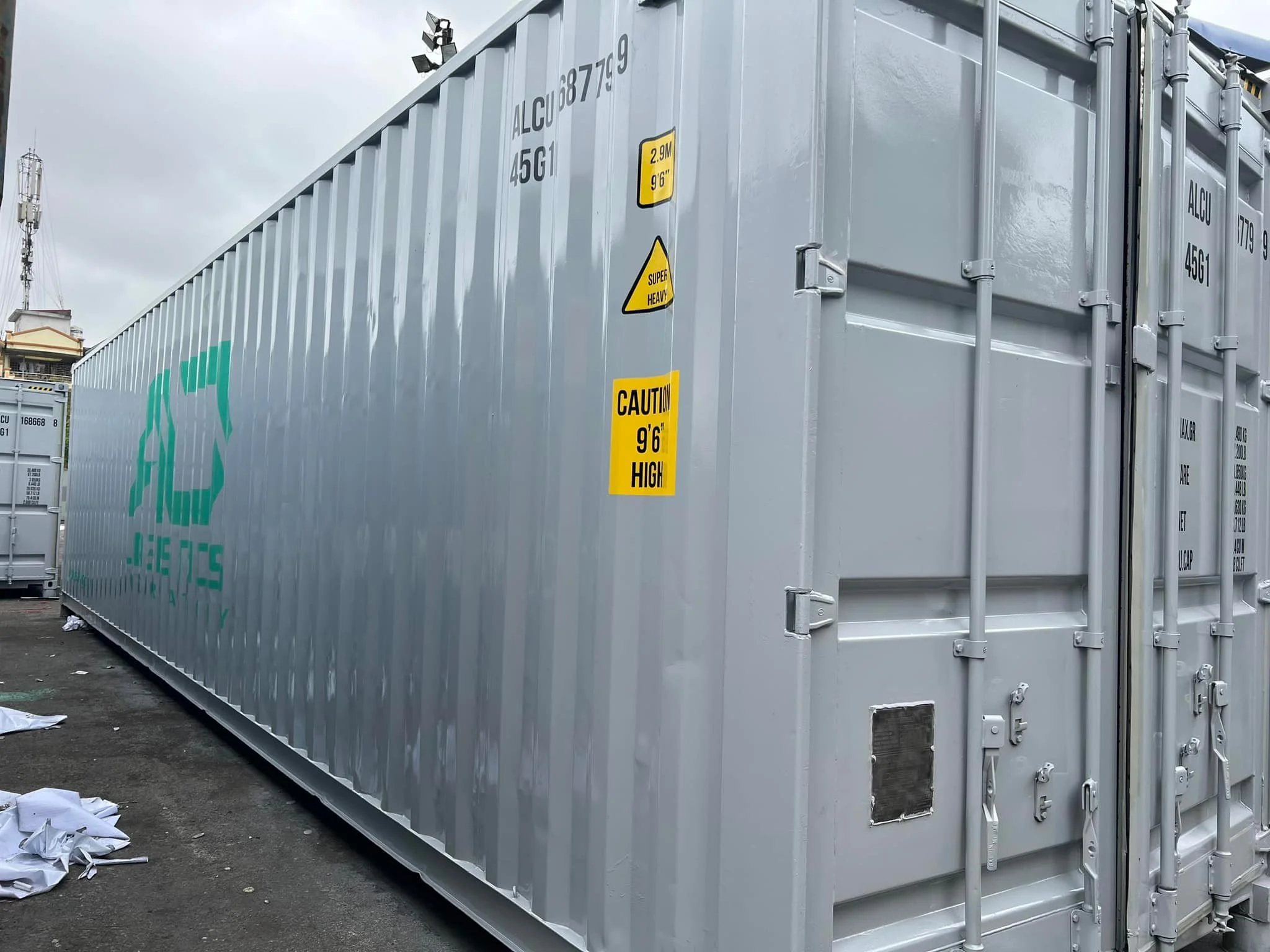 Container 40'HC vận chuyển hàng sơn theo yêu cầu